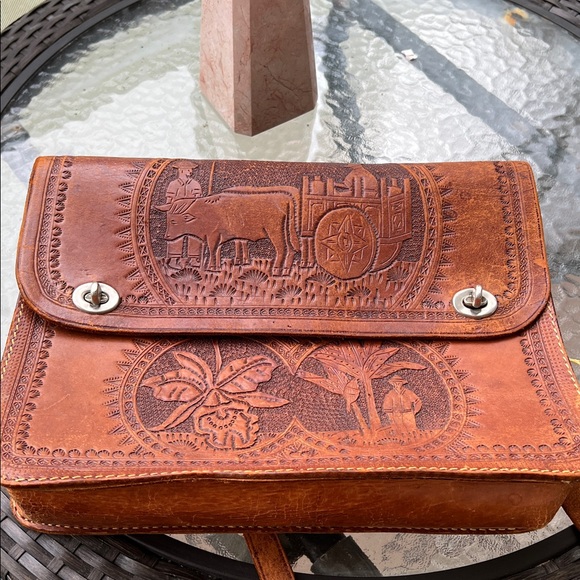 All Leather Messenger Bag.. hand tooled - Picture 3 of 10